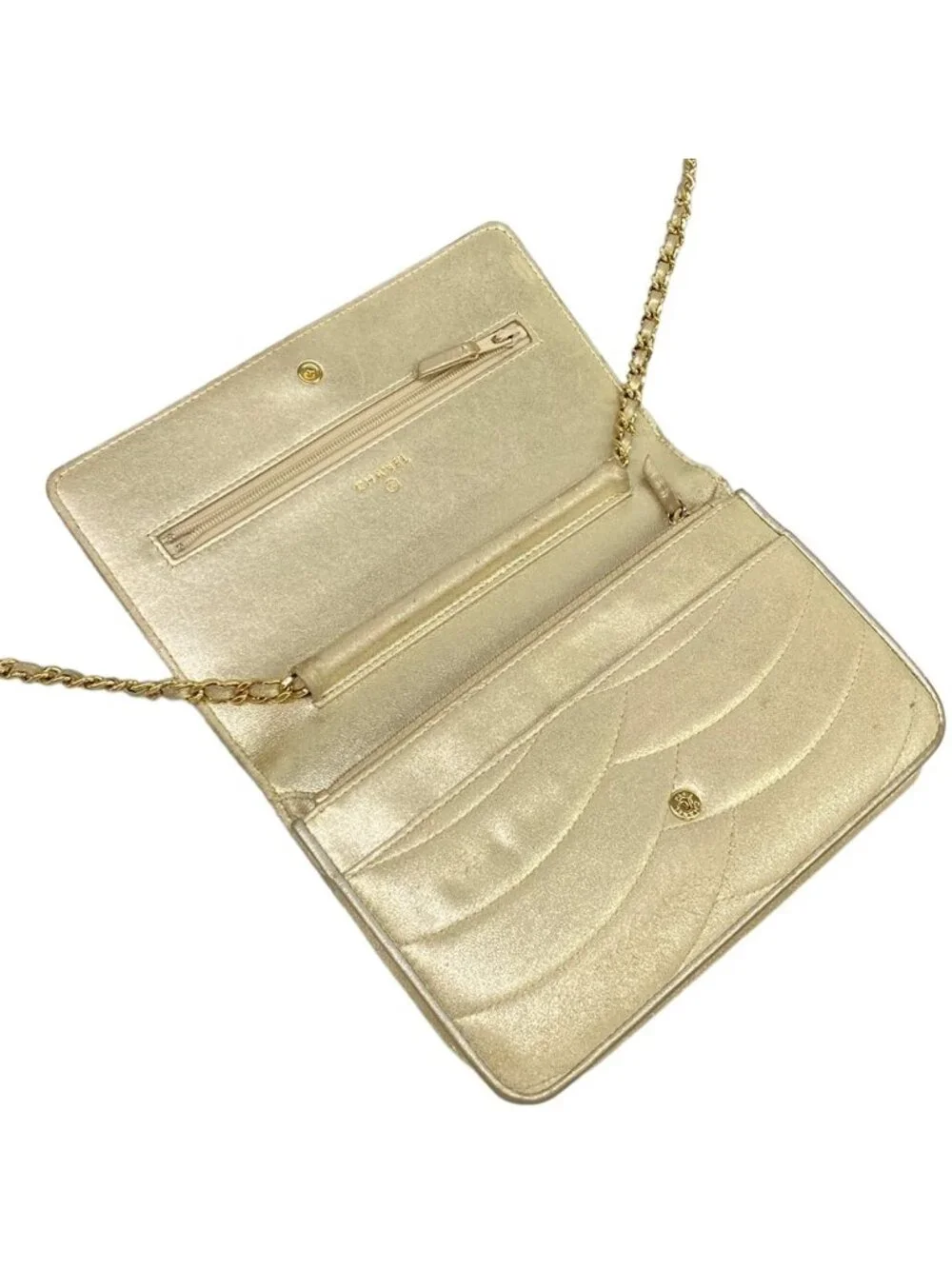 Chanel Wallet Gold Chain Wave Stitch Shoulder